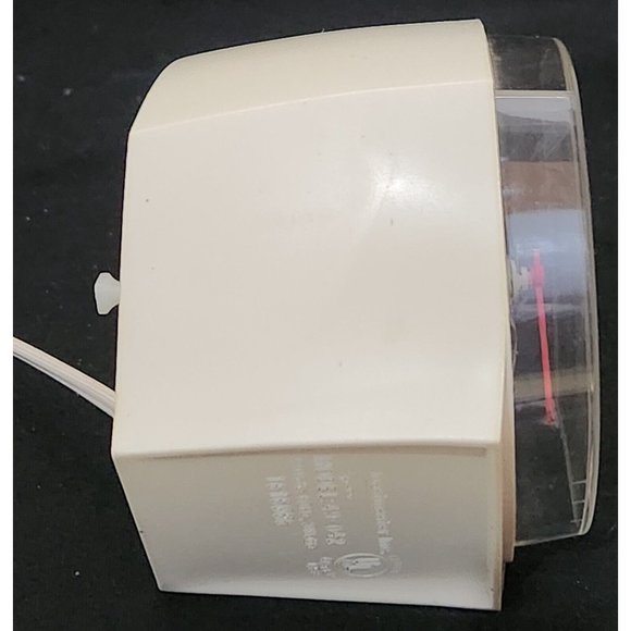 VINTAGE Toastmaster Ingraham ELECTRIC ALARM CLOCK white diamond shaped face MCM - Picture 6 of 10